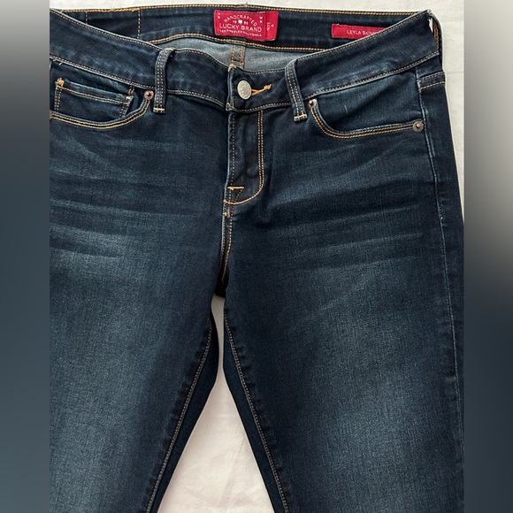 LUCKY BRAND Leyla Skinny Mid-Rise Jeans - Picture 1 of 11
